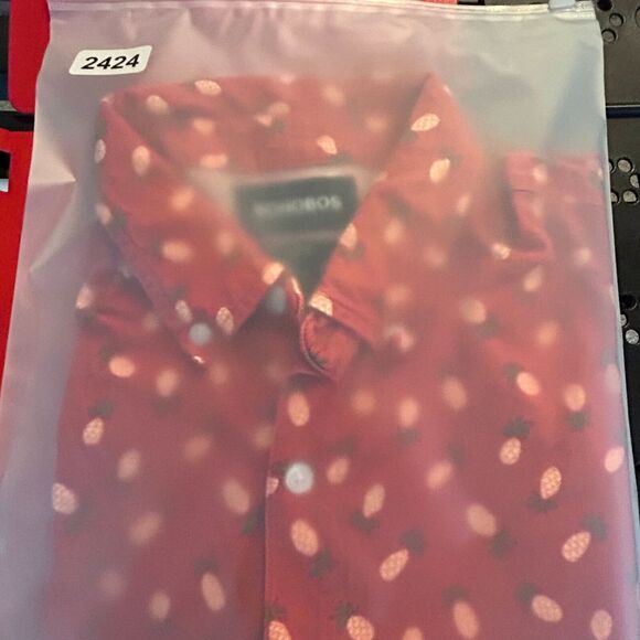 Bonobos Shirt Mens Medium Red Slim Fit All Over Pineapple Print Short‎ Sleeve - Picture 10 of 10